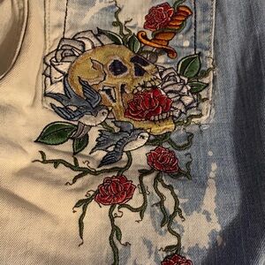 Skull patch jeans size 1 Y2K vintage pocket jeans
